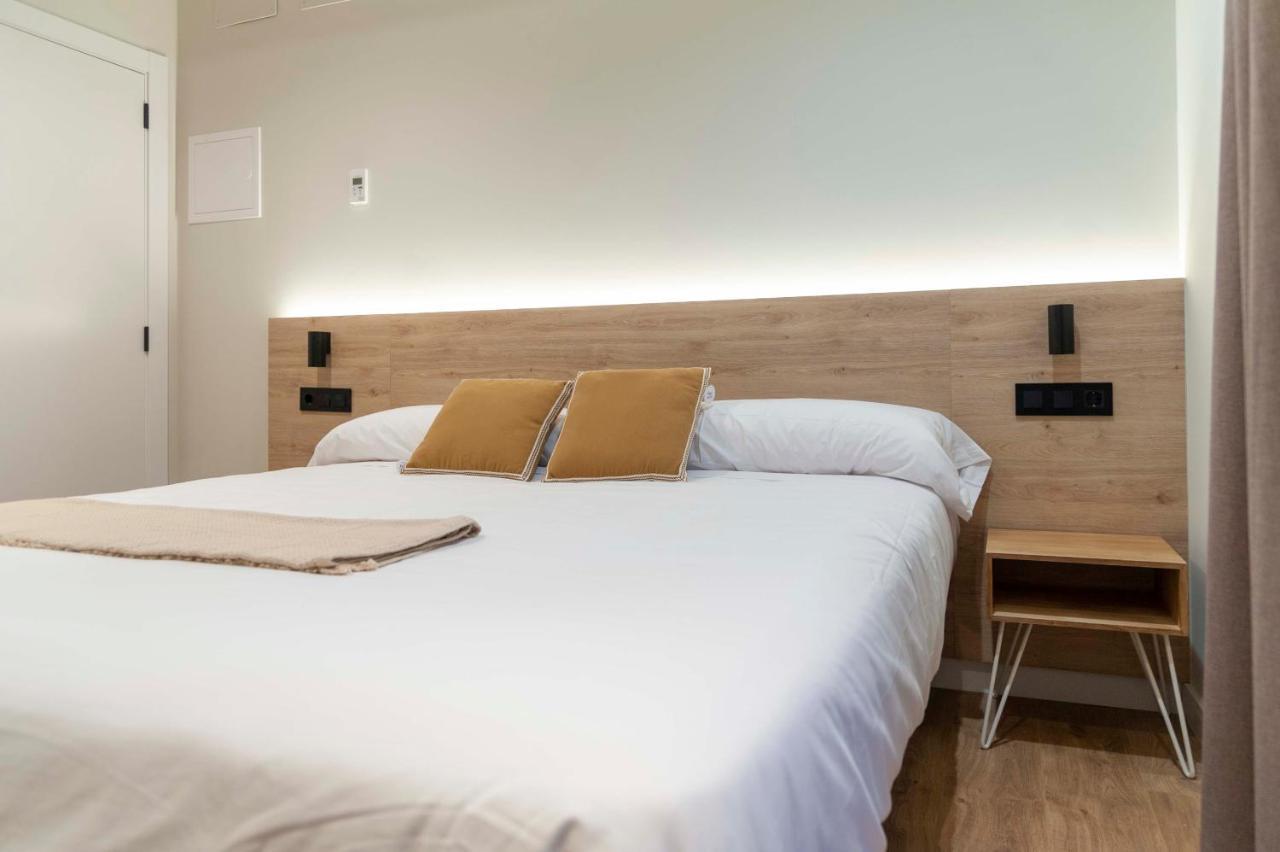 Albatros Hotel Puentedeume Bagian luar foto