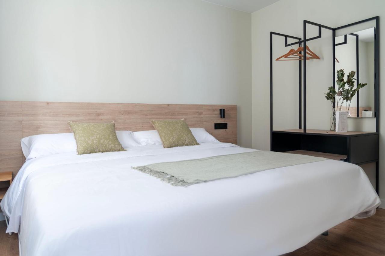 Albatros Hotel Puentedeume Bagian luar foto